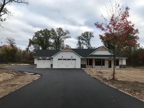 2 Kable Ave, North Branch, MN, 55056 | Card Image