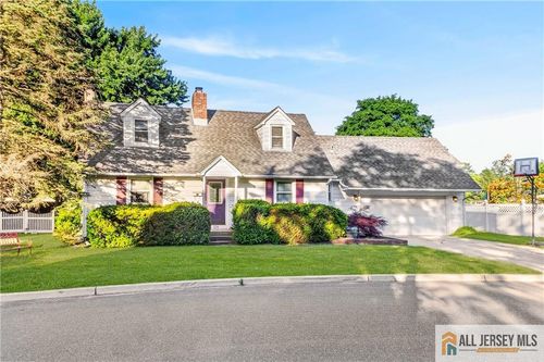 256 Adirondack Ave, Spotswood, NJ, 08884-1315 | Card Image