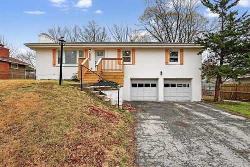 2217 N 83rd St, Kansas City, KS, 66109-2109 | Card Image
