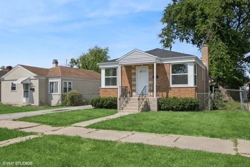 12536 S Bishop St, Calumet Park, IL, 60827-6022 | Card Image