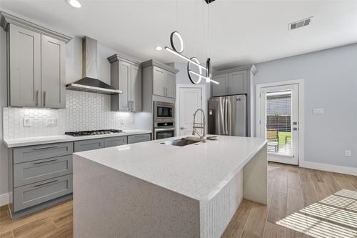 a-10021 Alfred Ln, Houston, TX, 77041-6101 | Card Image