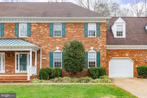 3904 Corbin Hall Ln, Fredericksburg, VA, 22408-9574 | Card Image