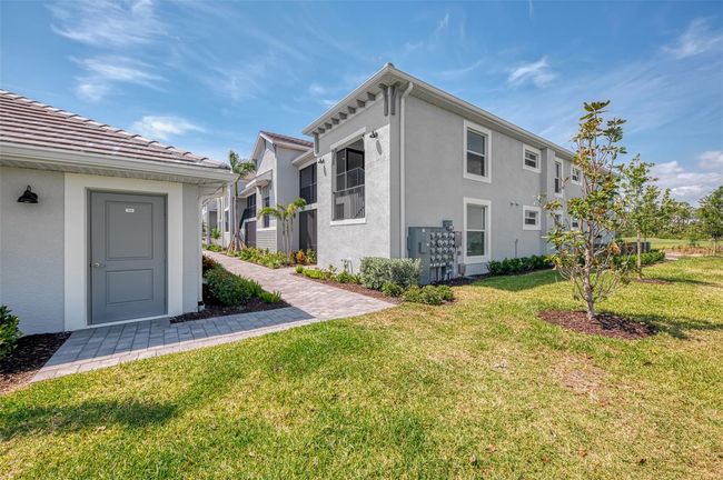 UNIT-208 - 12470 Wellen Golf St, Condo with 2 bedrooms, 2 bathrooms and null parking in Venice FL | Image 11