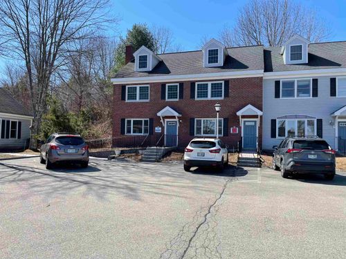 40 S River Rd, Bedford, NH, 03110-6719 | Card Image