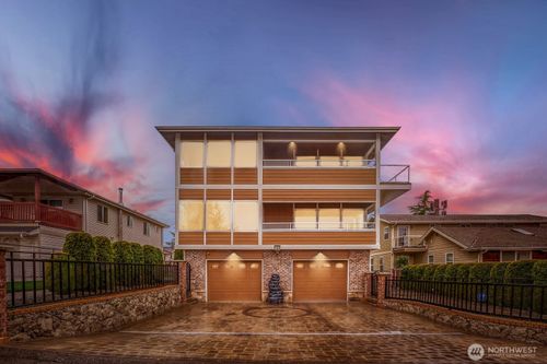 11031 Cornell Ave S, Seattle, WA, 98178-3114 | Card Image