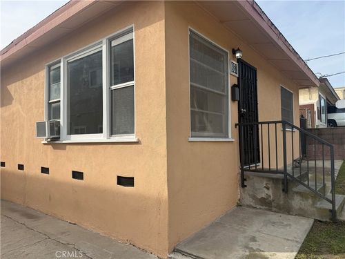 935 937 W 17th, San Pedro, CA, 90731 | Card Image