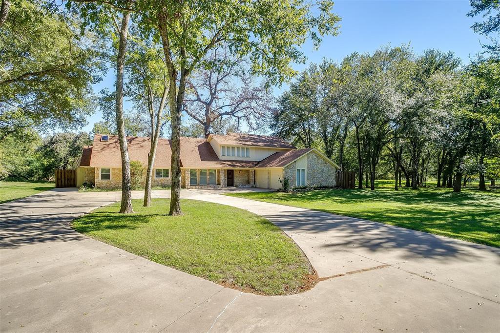 Bellechase Rd, Granbury, TX 76049
