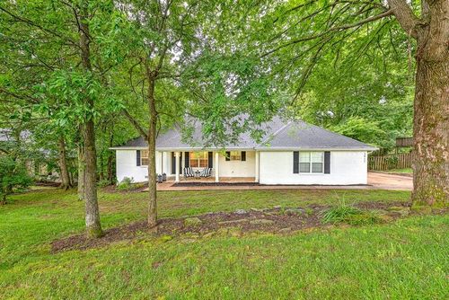 3917 E Caston Dr, Fayetteville, AR, 72701-3022 | Card Image