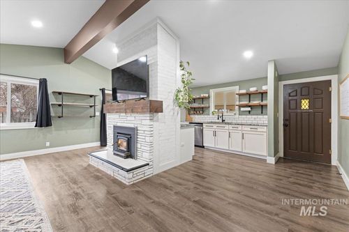 1502 S Atlantic St, Boise, ID, 83705-6043 | Card Image