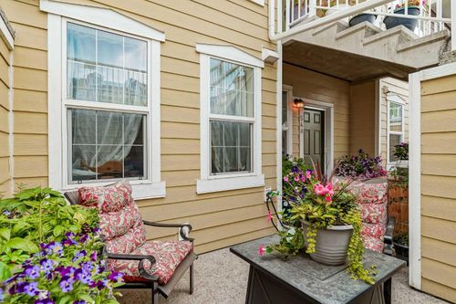 540 Mckenzie Towne Close Se, Calgary, AB, T2Z1A8 | Card Image