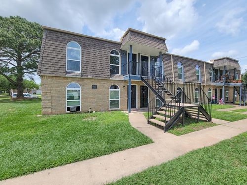 apt-29-101 Brookside Ln, Sealy, TX, 77474-3870 | Card Image