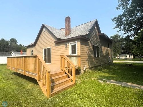 301 W Garfield Ave, Mahnomen, MN, 56557-4329 | Card Image