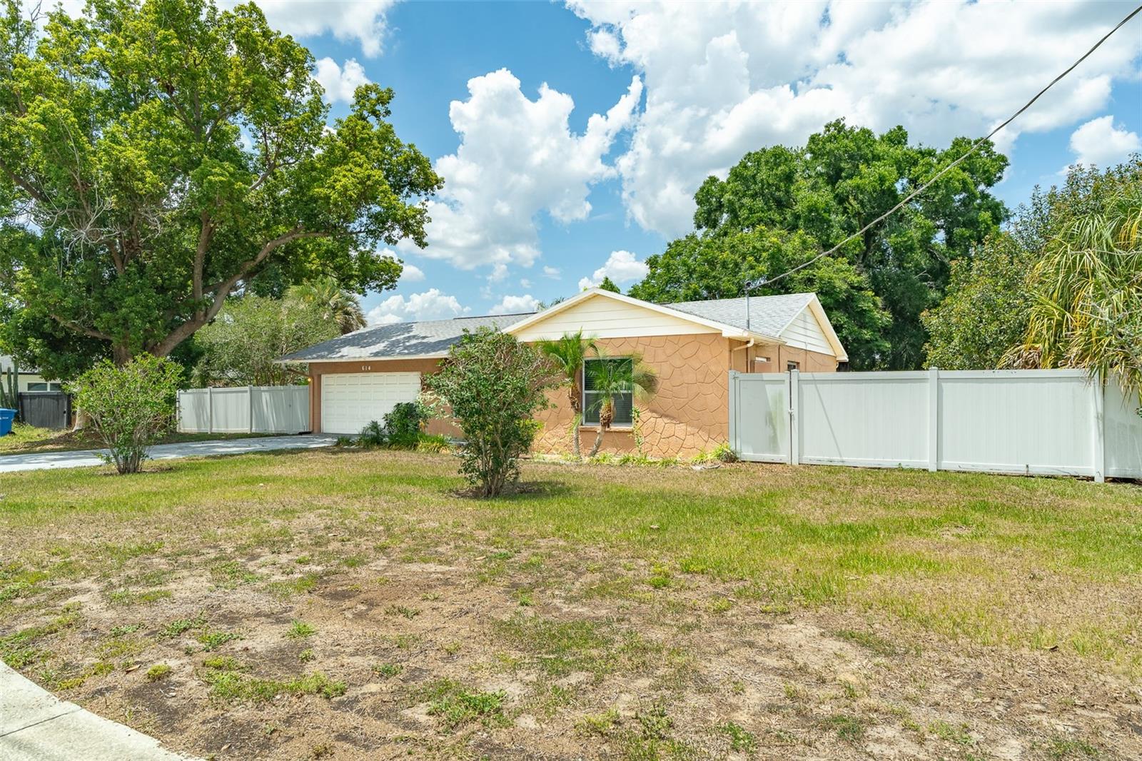 Residential in SEFFNER 2