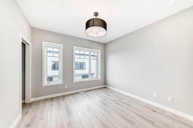 501 - 8155 8th Ave, Townhouse with 3 bedrooms, 3 bathrooms and 2 parking in Calgary AB | Image 25