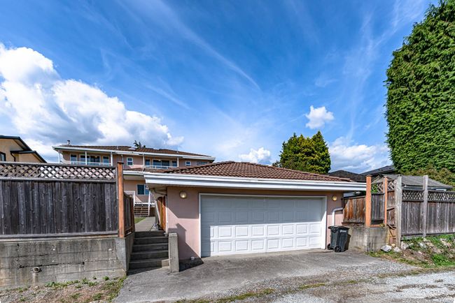 4658 Watling Street, House other with 8 bedrooms, 6 bathrooms and 2 parking in Burnaby BC | Image 34