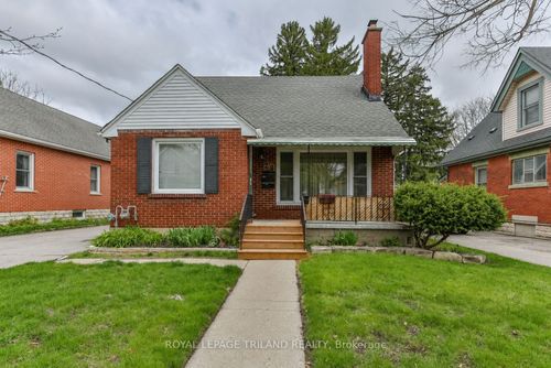 28 Beattie Ave, London, ON, N5W2N8 | Card Image