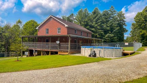 67 Pine Mountain Road, Campton, KY, 41301 | Card Image