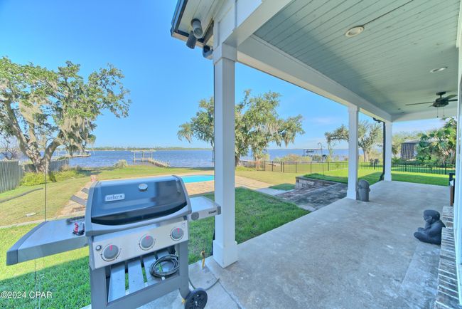 700 E 2 Nd St, House other with 4 bedrooms, 4 bathrooms and null parking in Lynn Haven FL | Image 66