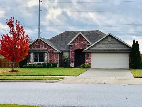 2800 Sw Calm Ridge Rd, Bentonville, AR, 72713-4970 | Card Image