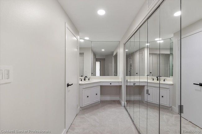 14 - 7020 Bridge Way, Condo with 3 bedrooms, 3 bathrooms and null parking in West Bloomfield MI | Image 41