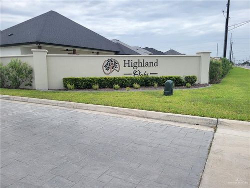 4917 N 27th St, McAllen, TX, 78504-6701 | Card Image