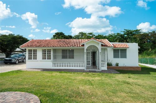 615 Calle Igualdad, Fajardo, PR, 00738-3643 | Card Image