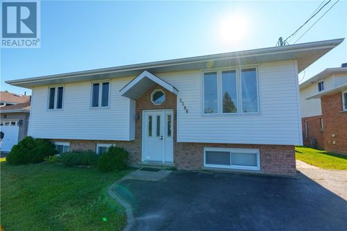 3286 Percy Ave, Val Caron, ON, P3N1A3 | Card Image