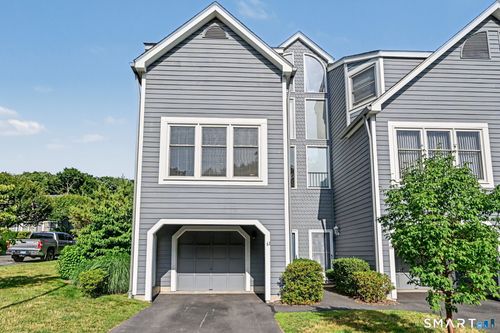 61-61 Fawn Ridge Ln, Wilton, CT, 06897-4436 | Card Image