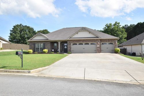 1703 Meadow Brook Dr, Cullman, AL, 35055 | Card Image