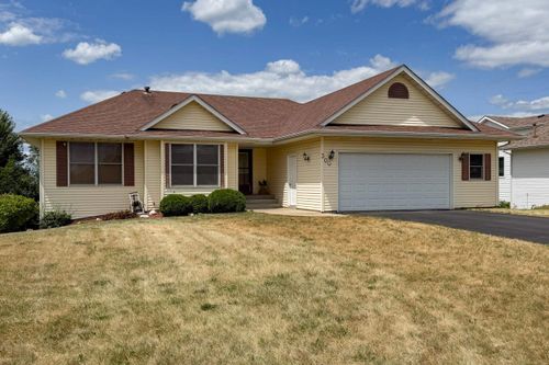 300 Gray Hawk Drive, Machesney Park, IL, 61115 | Card Image