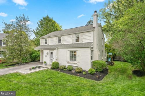 245 Barcladen Cir, BRYN MAWR, PA, 19010-1035 | Card Image