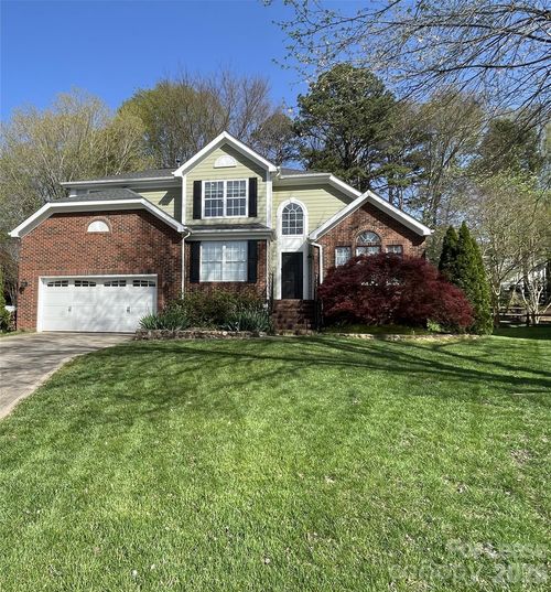 20329 Berry Cir, Cornelius, NC, 28031-6837 | Card Image