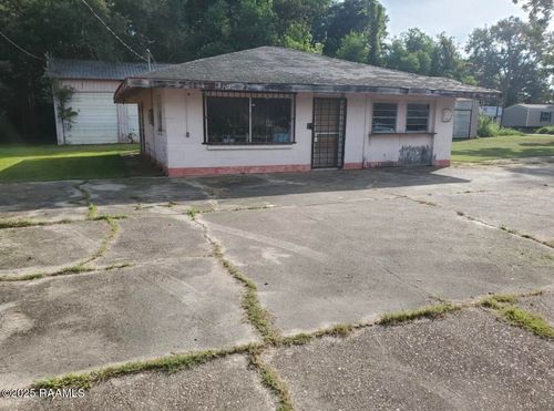 1700 Martin Luther King Dr, Jeanerette, LA, 70544-5007 | Card Image