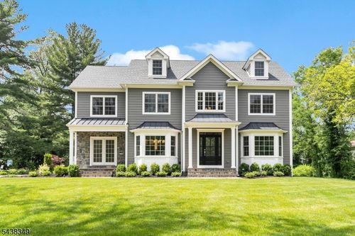 22 Monroe Pl, Basking Ridge, NJ, 07920-1120 | Card Image