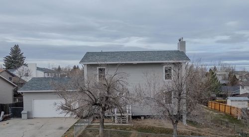 2040 S Beverly St, Casper, WY, 82609-3331 | Card Image