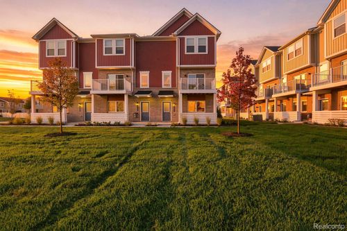 762 Huntley Ln, Troy, MI, 48085-3494 | Card Image