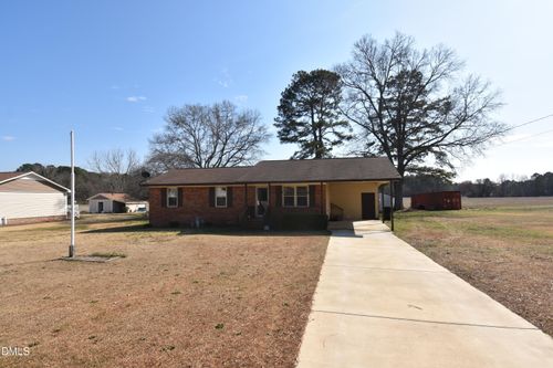 216 Sullivan Rd, Selma, NC, 27576-6411 | Card Image