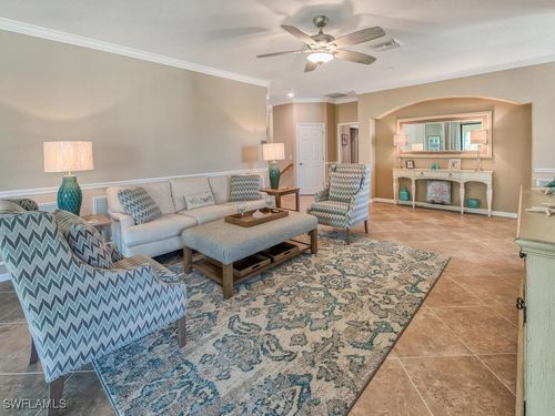 unit-201-9484 Casoria Ct, NAPLES, FL, 34113-8276 | Card Image