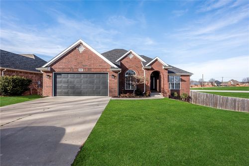 4107 W Worthington Dr, Rogers, AR, 72758-8895 | Card Image