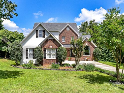 2325 Perry Rd, Denver, NC, 28037-7821 | Card Image