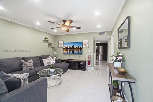 5460 Sw 36th St, West Park, FL, 33023-6811 | Card Image