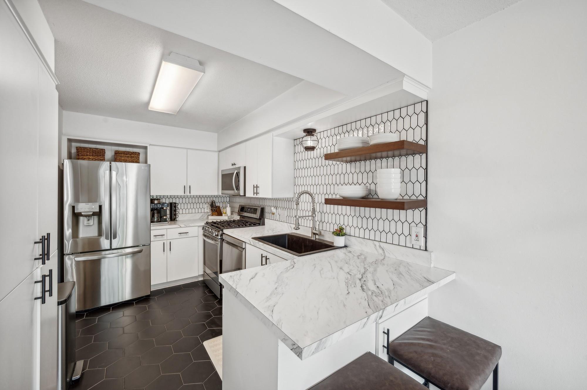94th Pl, Maple Grove, MN 55369