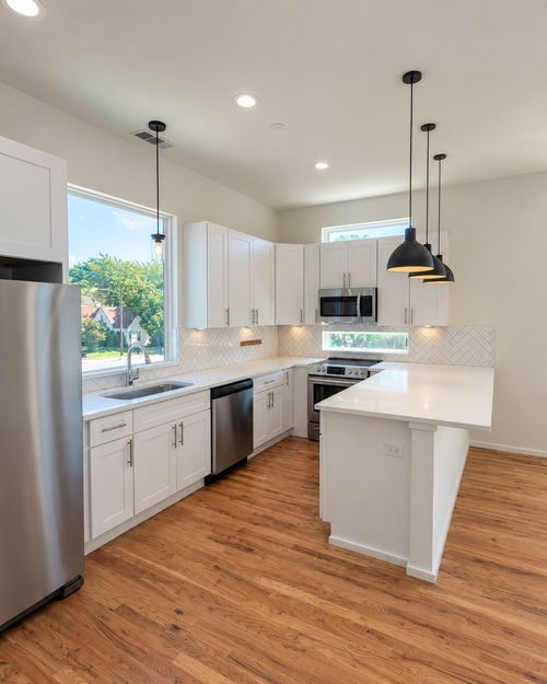 105-5647 Live Oak St, Dallas, TX, 75206-8015 | Card Image