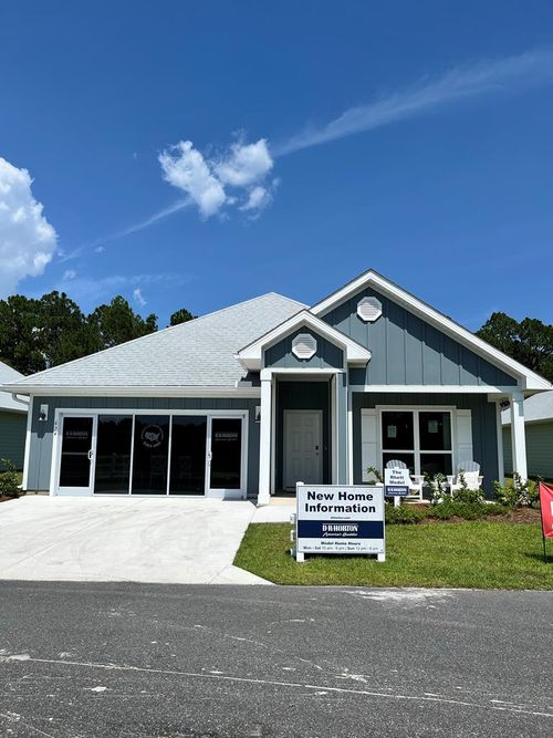 674 Norris Dr, Port St. Joe, FL, 32456-7372 | Card Image