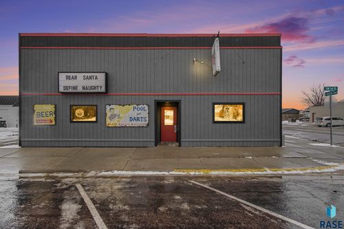 123 Sw 1st St Street, Madison, SD, 57042 | Card Image