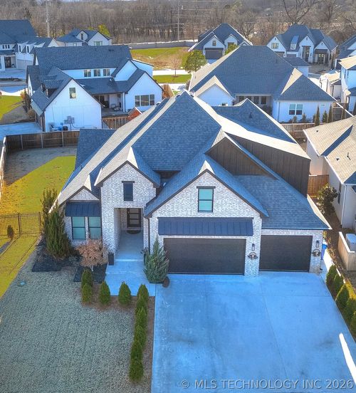 4626 S Retana Pl, Broken Arrow, OK, 74011-1931 | Card Image