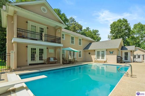219 Villa Ray Dr, Radcliff, KY, 40160-9290 | Card Image
