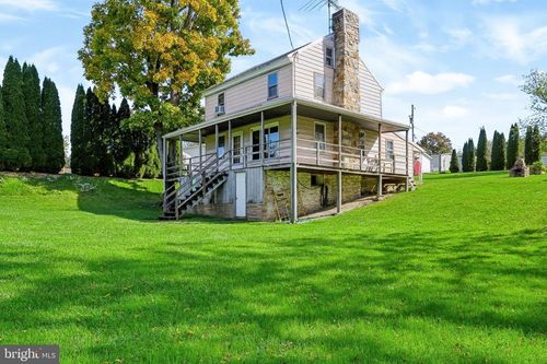 6 Honeysuckle Ln, Jonestown, PA, 17038-8504 | Card Image