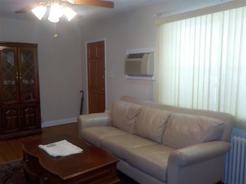 g-1-74 255th St, Glen Oaks, NY, 11004-1135 | Card Image