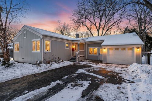 4426 Florence Ave, Downers Grove, IL, 60515-3127 | Card Image